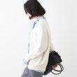 インディヴィ(INDIVI)の【洗える/カシミヤ混/日本製】Vネックコクーンシルエットニット2