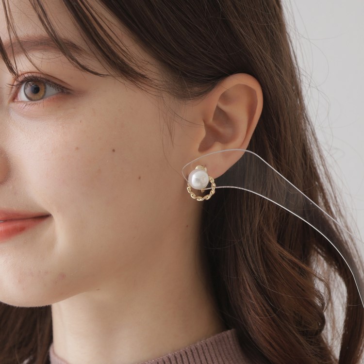 クチュールブローチ(Couture Brooch)のパール調デザインイヤリング イヤリング/イヤーカフ