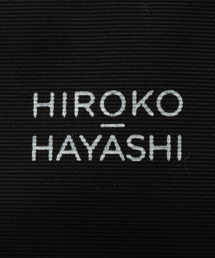 ヒロコ ハヤシ(HIROKO HAYASHI)のCOMODA（コモダ） ポーチM13