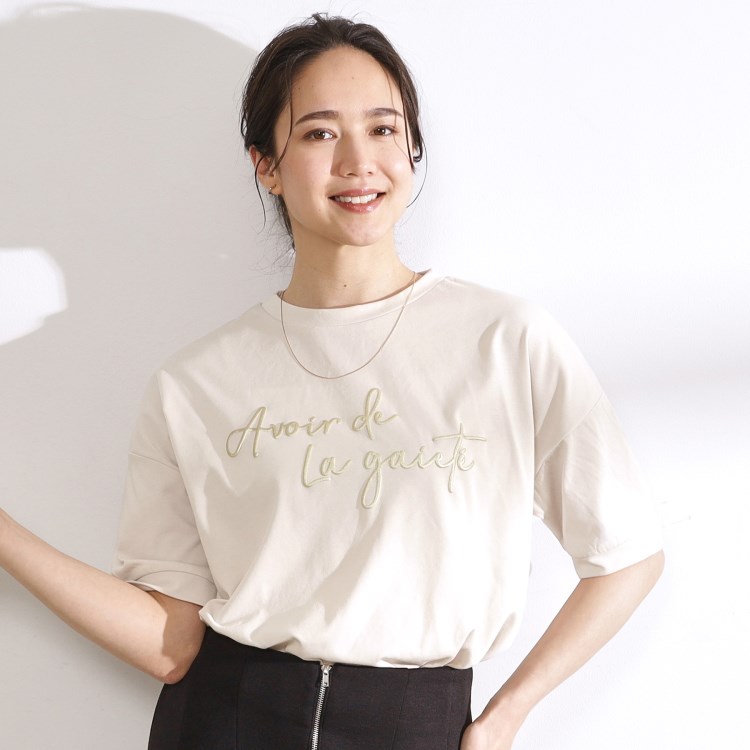 シューラルー/ドレスキップ(SHOO・LA・RUE/DRESKIP)の【洗える/UV】 大人のための ぷっくりラメロゴTシャツ Ｔシャツ