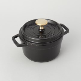 トゥーワントゥーキッチンストア(212 KITCHEN STORE)のピコ・ココット 14cm BK ＜Staub ストウブ ＞ 鍋