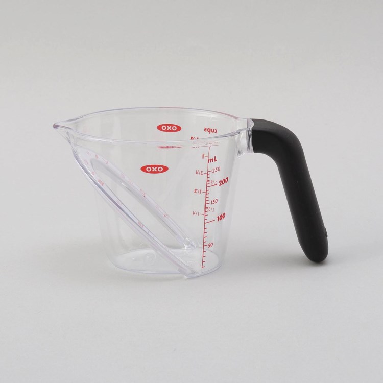 トゥーワントゥーキッチンストア(212 KITCHEN STORE)のアングルドメジャーカップ 250ml  ＜OXO オクソー＞ 調理器具