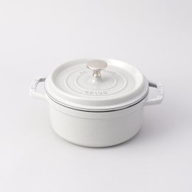 トゥーワントゥーキッチンストア(212 KITCHEN STORE)のピコ・ココット 18cm カンパーニュ ＜Staub ストウブ ＞ 鍋