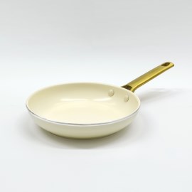 トゥーワントゥーキッチンストア(212 KITCHEN STORE)のパドヴァ フライパン 20cm クリームホワイト ＜GreenPan グリーンパン＞ フライパン