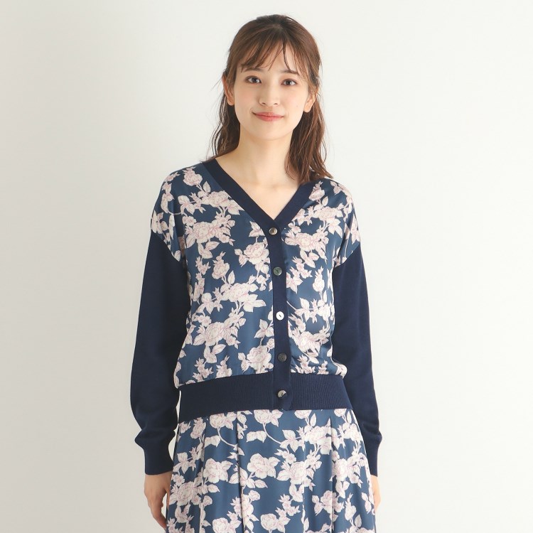 ローラアシュレイ(LAURA ASHLEY)の【Lサイズあり／3colors／同柄アイテムあり】ポリントン ローゼズ柄 パネルニットカーディガン カーディガン/ボレロ