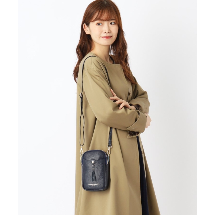 ローラアシュレイ(LAURA ASHLEY)の【スマホ収納可／2WAY】レザーバーティカルショルダー ショルダーバッグ