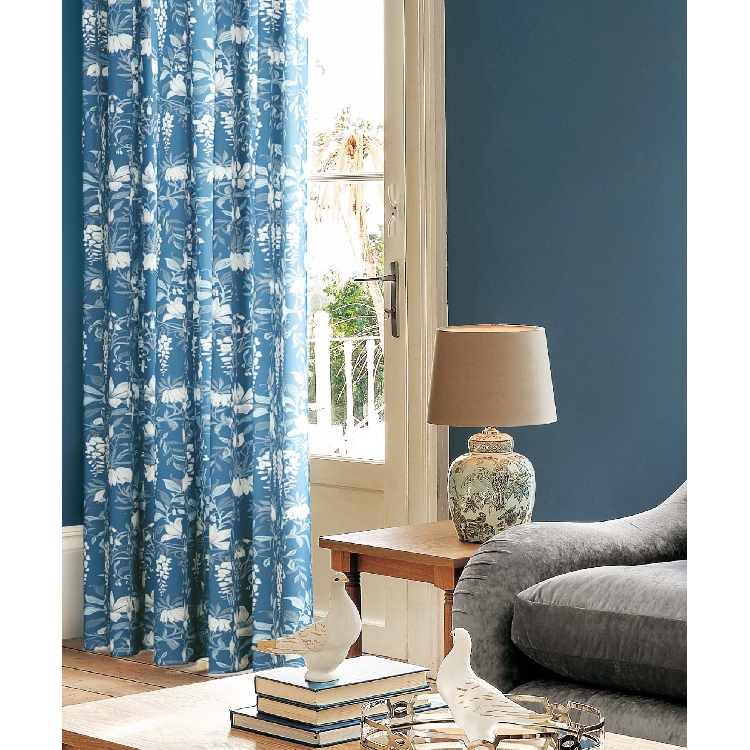 ローラアシュレイホーム(LAURA ASHLEY HOME)の【パルテール/防炎/遮光/洗える】ボタニカルプリントカーテン W100×H135cm