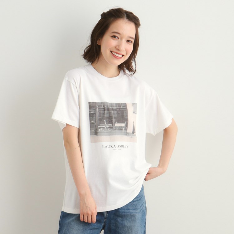 ローラアシュレイホーム(LAURA ASHLEY HOME)の【大人気！日本製/Laura Ashley ヒストリーフォト】 第一号店 フォトTシャツ Ｔシャツ