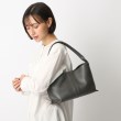 ヒロフ(HIROFU)の【フォルトゥーナ】レザーショルダーバッグ M 本革32