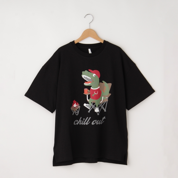 オフプライスストア(メンズ)(OFF PRICE STORE(Mens))のHALHAM（ハルハム） プリントTシャツ（キャンプ恐竜）【SALE/オーバーサイズ/カジュアル/カットソー/デイリー/ユニセックス/ルーズシルエット/ストリート】 Ｔシャツ