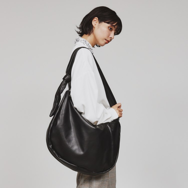 ティーケー タケオ キクチ(レディース)(tk.TAKEO KIKUCHI(Ladies))のパテッドラウンドショルダーBAG