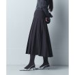 コードエー(CODE A)のCODE A｜pleated gabardine skirt グレー(012)