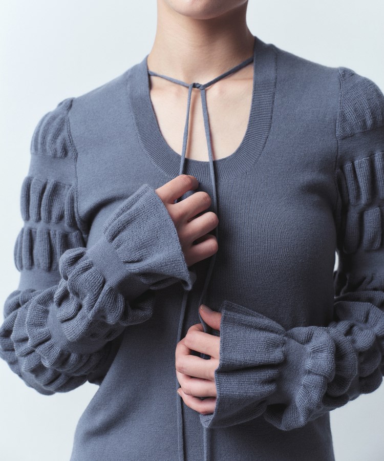 コードエー(CODE A)のCODE A｜gathered sleeves knit ブルー(091)