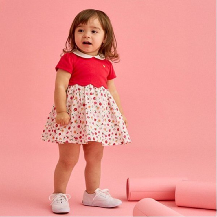 ケイト・スペード ニューヨーク キッズ(kate spade NEW YORK)のフラワードッキングワンピース ミドルワンピース